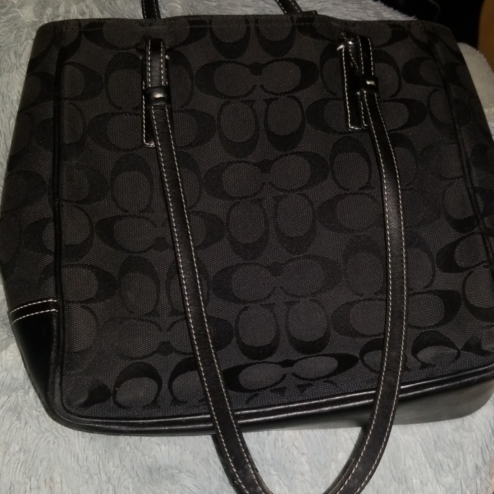 Authentic Coach Purse - Picture 3 of 4